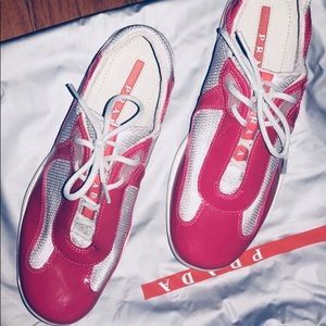 ❌SOLD❌Classic Manhattan patent leather sneakers.
